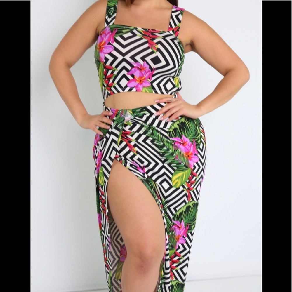 Miya" Cut-Out Draped Maxi Dress
3X / Black